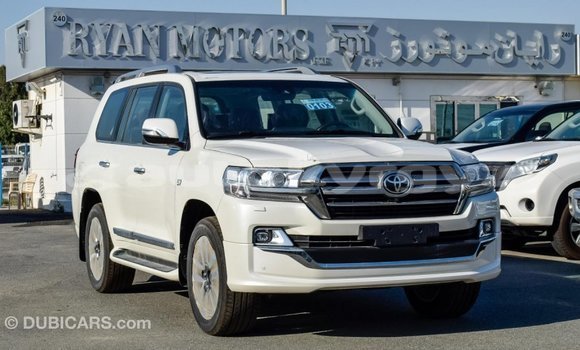 Buy Import Toyota Land Cruiser White Car in Import - Dubai in Batken Buy Import Toyota Land Cruiser White Car in Import - Dubai in Batken