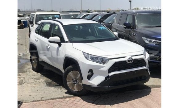 Buy Import Toyota 4Runner White Car in Import - Dubai in Batken Buy Import Toyota 4Runner White Car in Import - Dubai in Batken