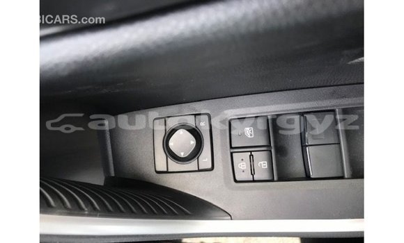 Buy Import Toyota 4Runner White Car in Import - Dubai in Batken Buy Import Toyota 4Runner White Car in Import - Dubai in Batken