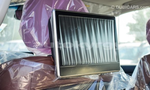 Buy Import Toyota Land Cruiser White Car in Import - Dubai in Batken Buy Import Toyota Land Cruiser White Car in Import - Dubai in Batken