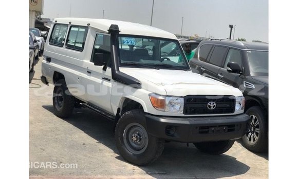 Buy Import Toyota Land Cruiser White Car in Import - Dubai in Batken Buy Import Toyota Land Cruiser White Car in Import - Dubai in Batken