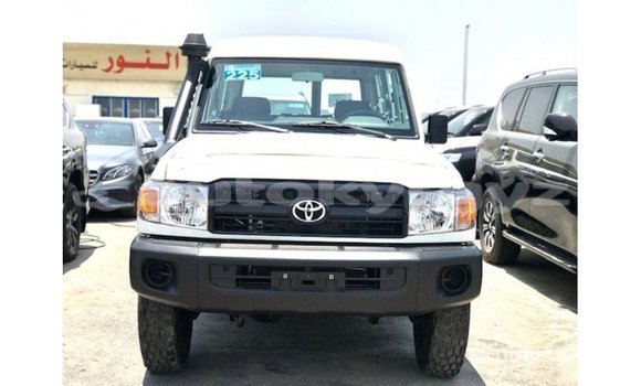 Buy Import Toyota Land Cruiser White Car in Import - Dubai in Batken Buy Import Toyota Land Cruiser White Car in Import - Dubai in Batken
