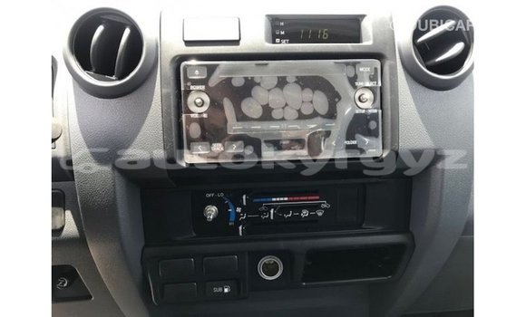 Buy Import Toyota Land Cruiser White Car in Import - Dubai in Batken Buy Import Toyota Land Cruiser White Car in Import - Dubai in Batken