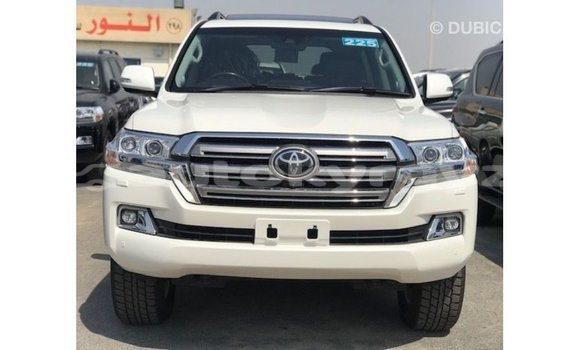 Buy Import Toyota Land Cruiser White Car in Import - Dubai in Batken Buy Import Toyota Land Cruiser White Car in Import - Dubai in Batken