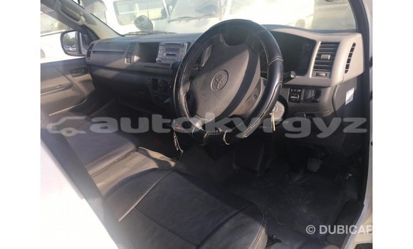 Buy Import Toyota Hiace White Car in Import - Dubai in Batken Buy Import Toyota Hiace White Car in Import - Dubai in Batken