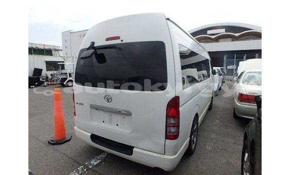 Buy Import Toyota Hiace White Car in Import - Dubai in Batken Buy Import Toyota Hiace White Car in Import - Dubai in Batken