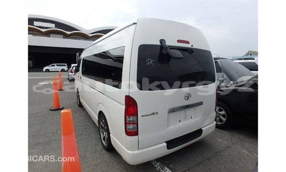 Buy Import Toyota Hiace White Car in Import - Dubai in Batken Buy Import Toyota Hiace White Car in Import - Dubai in Batken
