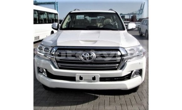 Buy Import Toyota Land Cruiser White Car in Import - Dubai in Batken Buy Import Toyota Land Cruiser White Car in Import - Dubai in Batken
