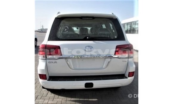Buy Import Toyota Land Cruiser White Car in Import - Dubai in Batken Buy Import Toyota Land Cruiser White Car in Import - Dubai in Batken