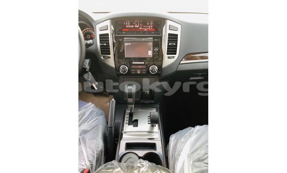 Buy Import Mitsubishi Pajero Black Car in Import - Dubai in Batken Buy Import Mitsubishi Pajero Black Car in Import - Dubai in Batken