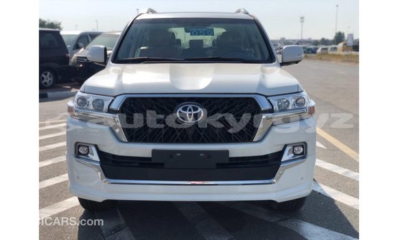 Buy Import Toyota Land Cruiser White Car in Import - Dubai in Batken Buy Import Toyota Land Cruiser White Car in Import - Dubai in Batken