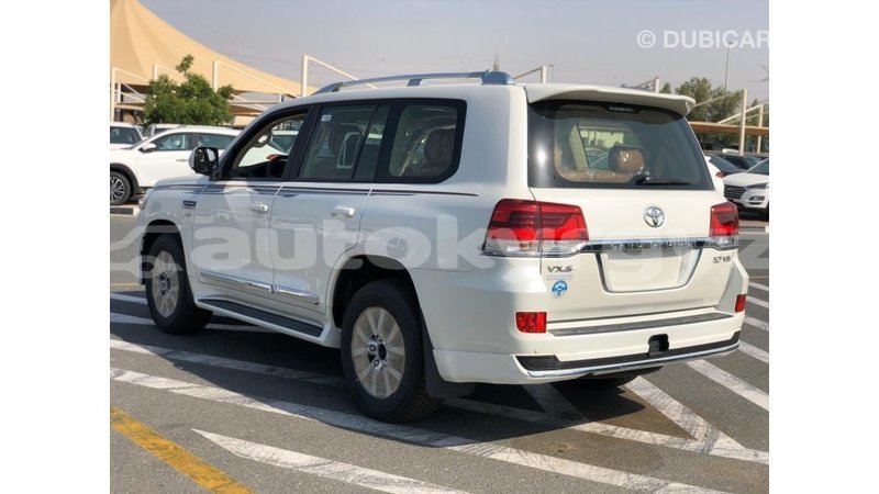 Big with watermark toyota land cruiser batken import dubai 4226