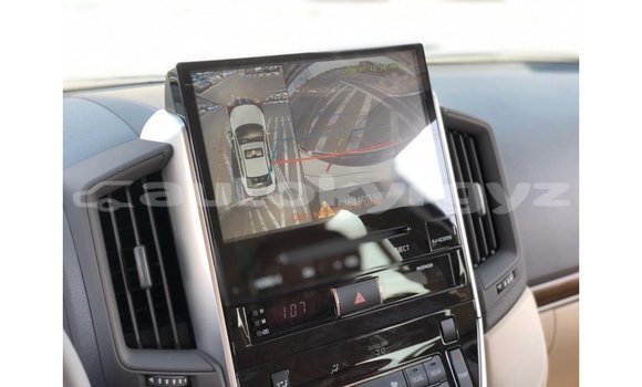 Buy Import Toyota Land Cruiser White Car in Import - Dubai in Batken Buy Import Toyota Land Cruiser White Car in Import - Dubai in Batken
