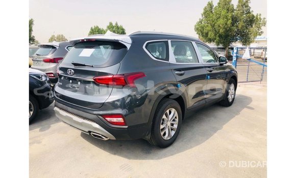 Buy Import Hyundai Santa Fe Green Car in Import - Dubai in Batken Buy Import Hyundai Santa Fe Green Car in Import - Dubai in Batken