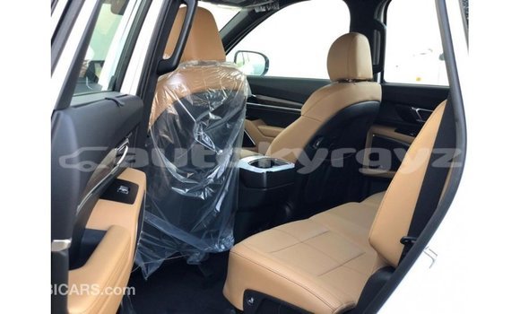 Buy Import Kia Carens White Car in Import - Dubai in Batken Buy Import Kia Carens White Car in Import - Dubai in Batken