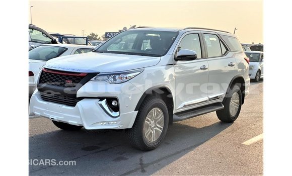 Buy Import Toyota Fortuner White Car in Import - Dubai in Batken Buy Import Toyota Fortuner White Car in Import - Dubai in Batken