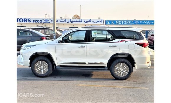 Buy Import Toyota Fortuner White Car in Import - Dubai in Batken Buy Import Toyota Fortuner White Car in Import - Dubai in Batken