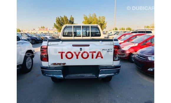 Buy Import Toyota Hilux White Car in Import - Dubai in Batken Buy Import Toyota Hilux White Car in Import - Dubai in Batken