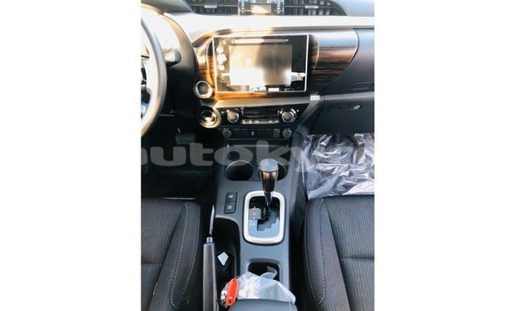 Buy Import Toyota Hilux White Car in Import - Dubai in Batken Buy Import Toyota Hilux White Car in Import - Dubai in Batken