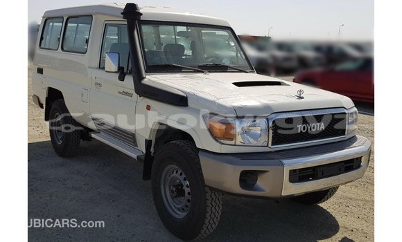 Buy Import Toyota Land Cruiser White Car in Import - Dubai in Batken Buy Import Toyota Land Cruiser White Car in Import - Dubai in Batken
