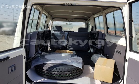 Buy Import Toyota Land Cruiser White Car in Import - Dubai in Batken Buy Import Toyota Land Cruiser White Car in Import - Dubai in Batken