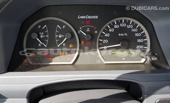 Buy Import Toyota Land Cruiser White Car in Import - Dubai in Batken Buy Import Toyota Land Cruiser White Car in Import - Dubai in Batken