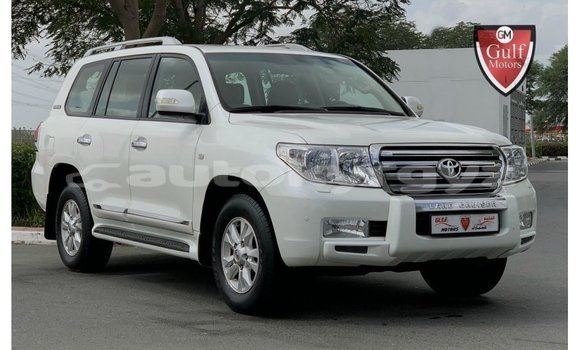 Buy Import Toyota Land Cruiser White Car in Import - Dubai in Batken Buy Import Toyota Land Cruiser White Car in Import - Dubai in Batken