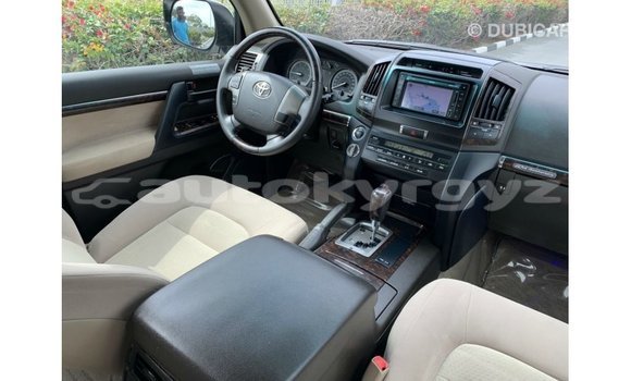 Buy Import Toyota Land Cruiser White Car in Import - Dubai in Batken Buy Import Toyota Land Cruiser White Car in Import - Dubai in Batken