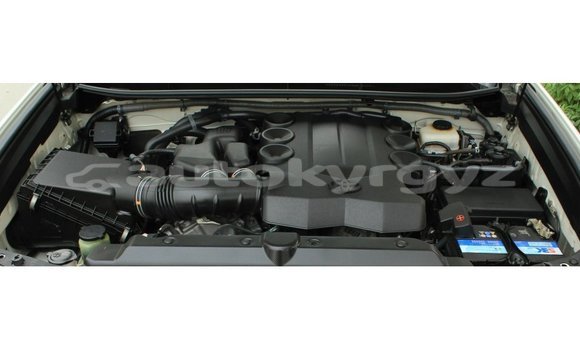 Buy Import Toyota Prado White Car in Import - Dubai in Batken Buy Import Toyota Prado White Car in Import - Dubai in Batken