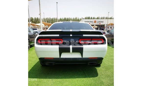 Buy Import Dodge Challenger White Car in Import - Dubai in Batken Buy Import Dodge Challenger White Car in Import - Dubai in Batken