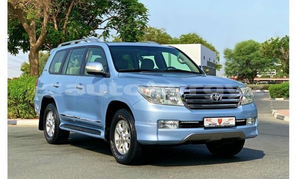 Buy Import Toyota Land Cruiser Blue Car in Import - Dubai in Batken Buy Import Toyota Land Cruiser Blue Car in Import - Dubai in Batken