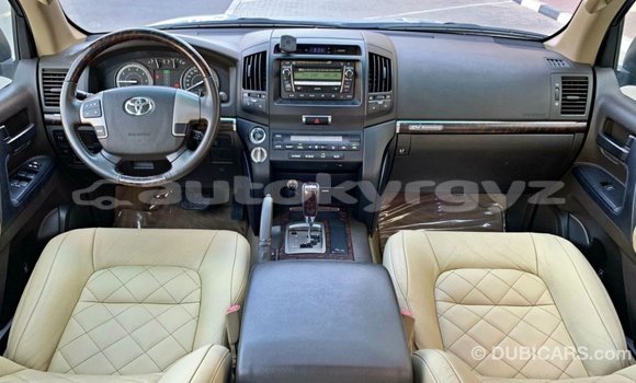 Buy Import Toyota Land Cruiser Blue Car in Import - Dubai in Batken Buy Import Toyota Land Cruiser Blue Car in Import - Dubai in Batken