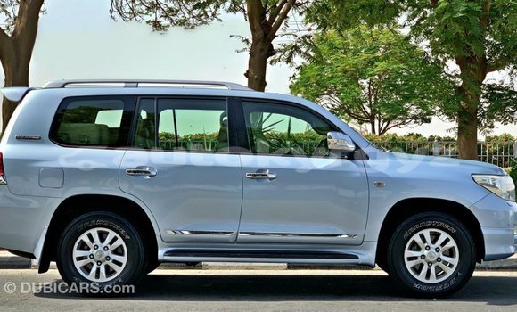 Buy Import Toyota Land Cruiser Blue Car in Import - Dubai in Batken Buy Import Toyota Land Cruiser Blue Car in Import - Dubai in Batken