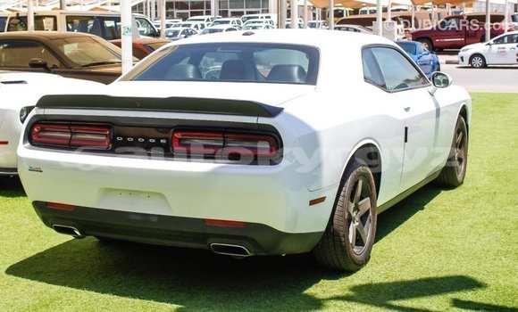 Buy Import Dodge Challenger White Car in Import - Dubai in Batken Buy Import Dodge Challenger White Car in Import - Dubai in Batken