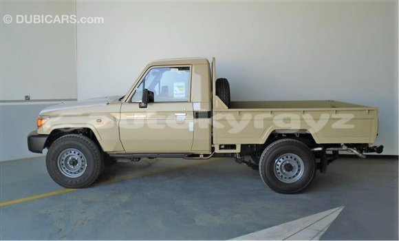 Buy Import Toyota Land Cruiser Beige Car in Import - Dubai in Batken Buy Import Toyota Land Cruiser Beige Car in Import - Dubai in Batken