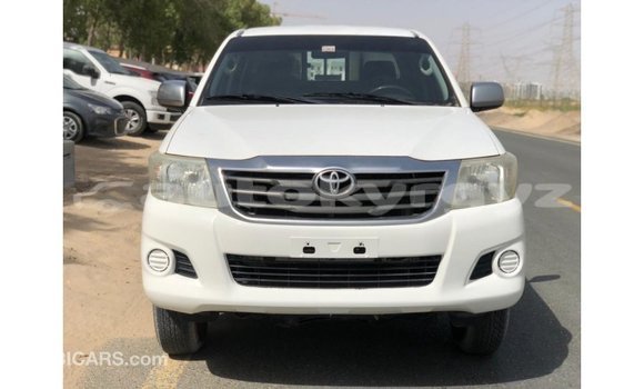 Buy Import Toyota Hilux White Car in Import - Dubai in Batken Buy Import Toyota Hilux White Car in Import - Dubai in Batken