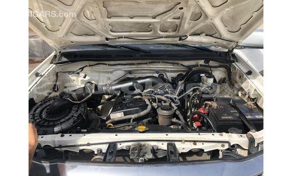 Buy Import Toyota Hilux White Car in Import - Dubai in Batken Buy Import Toyota Hilux White Car in Import - Dubai in Batken