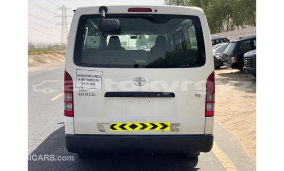 Buy Import Toyota Hiace White Car in Import - Dubai in Batken Buy Import Toyota Hiace White Car in Import - Dubai in Batken