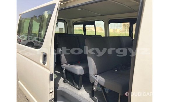 Buy Import Toyota Hiace White Car in Import - Dubai in Batken Buy Import Toyota Hiace White Car in Import - Dubai in Batken