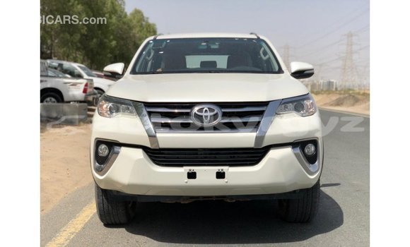 Buy Import Toyota Fortuner White Car in Import - Dubai in Batken Buy Import Toyota Fortuner White Car in Import - Dubai in Batken