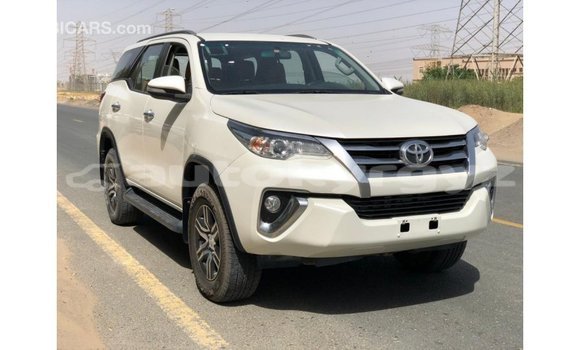 Buy Import Toyota Fortuner White Car in Import - Dubai in Batken Buy Import Toyota Fortuner White Car in Import - Dubai in Batken