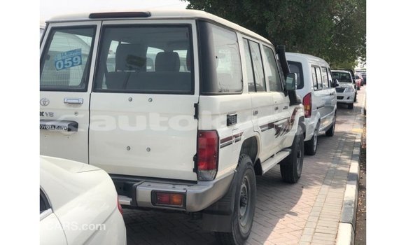 Buy Import Toyota Land Cruiser Other Car in Import - Dubai in Batken Buy Import Toyota Land Cruiser Other Car in Import - Dubai in Batken