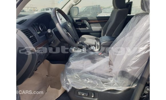 Buy Import Toyota Land Cruiser Black Car in Import - Dubai in Batken Buy Import Toyota Land Cruiser Black Car in Import - Dubai in Batken