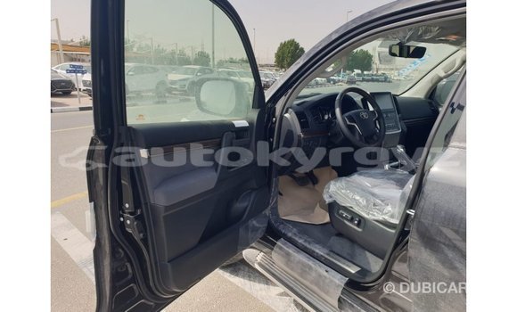 Buy Import Toyota Land Cruiser Black Car in Import - Dubai in Batken Buy Import Toyota Land Cruiser Black Car in Import - Dubai in Batken
