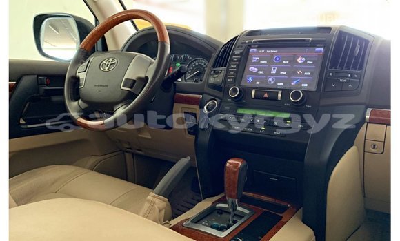 Buy Import Toyota Land Cruiser Black Car in Import - Dubai in Batken Buy Import Toyota Land Cruiser Black Car in Import - Dubai in Batken