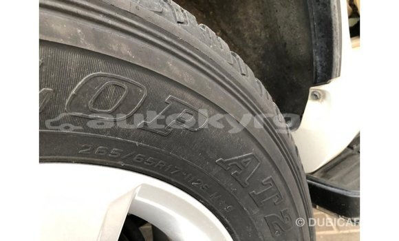 Buy Import Toyota Prado White Car in Import - Dubai in Batken Buy Import Toyota Prado White Car in Import - Dubai in Batken