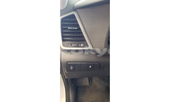 Buy Import Hyundai Tucson White Car in Import - Dubai in Batken Buy Import Hyundai Tucson White Car in Import - Dubai in Batken