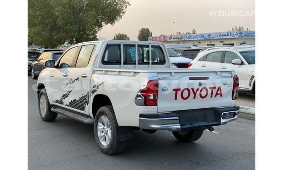 Buy Import Toyota Hilux White Car in Import - Dubai in Batken Buy Import Toyota Hilux White Car in Import - Dubai in Batken