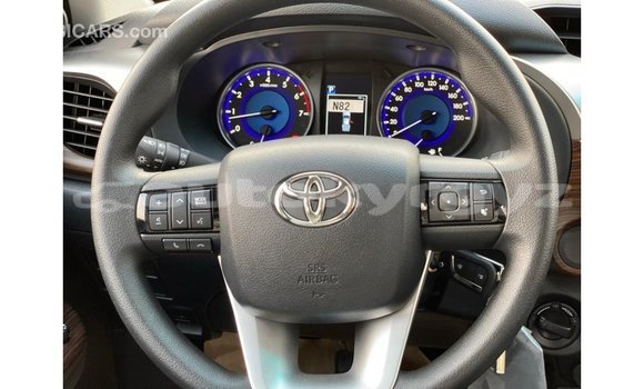 Buy Import Toyota Hilux White Car in Import - Dubai in Batken Buy Import Toyota Hilux White Car in Import - Dubai in Batken