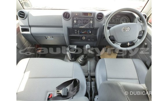 Buy Import Toyota Land Cruiser White Car in Import - Dubai in Batken Buy Import Toyota Land Cruiser White Car in Import - Dubai in Batken